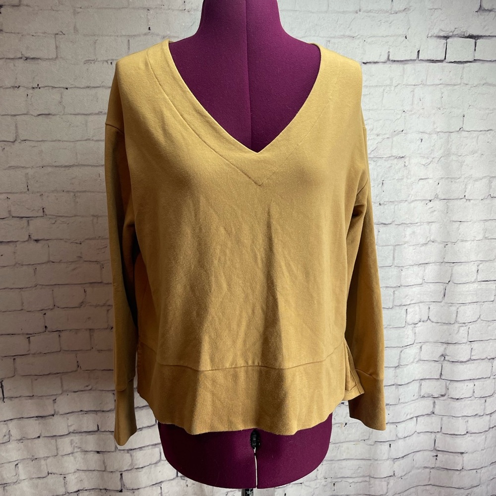 Cuyana size small 2 piece set mustard French terry long sleeve top and pants